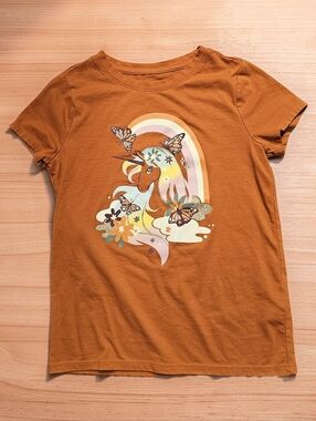 CAT & JACK Brown Graphic Tee with a Unicorn On Front. Size S 6/6X.